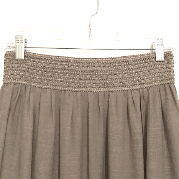 🎁NWOT New Directions  Asymmetrical, Intricate Waistband, Boho, Taupe Skirt - Picture 2 of 10